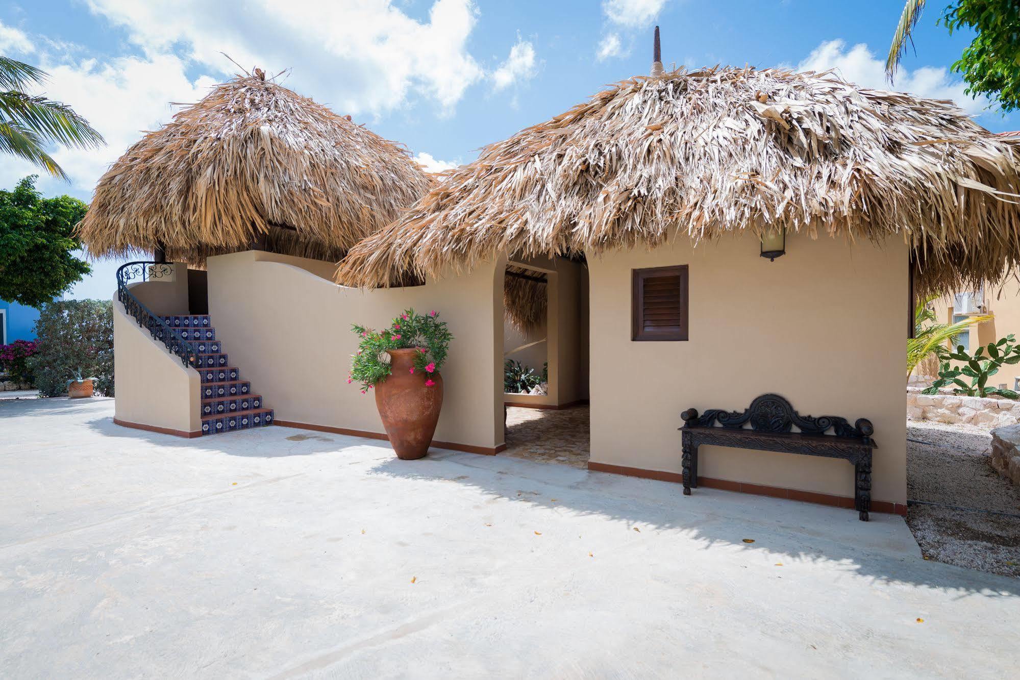 Lagun Blou Dive And Beach Resort Extérieur photo