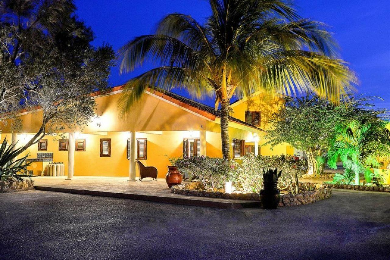 Lagun Blou Dive And Beach Resort Extérieur photo